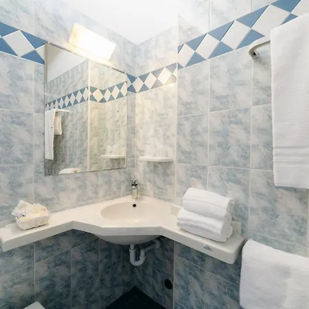 Golf Hotel 3*